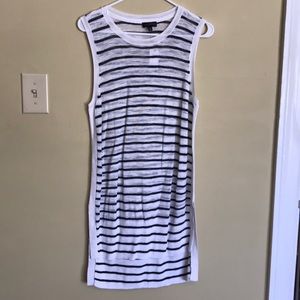 The limited new with tags top